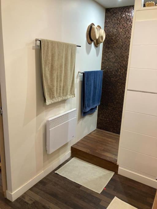 Apartament Le Cap - Bungalow Vue Mer Et Colline - Hauteur De Cassis Zewnętrze zdjęcie